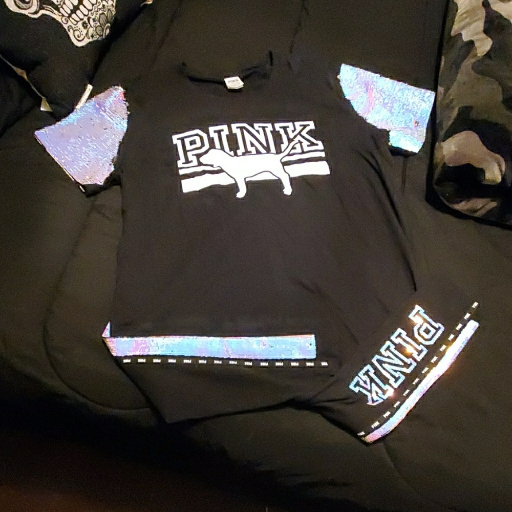 VS Pink
